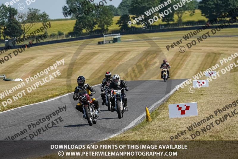 cadwell park;cadwell park photographs;cadwell trackday photographs;enduro digital images;event digital images;eventdigitalimages;peter wileman photography;racing digital images;trackday digital images;trackday photos